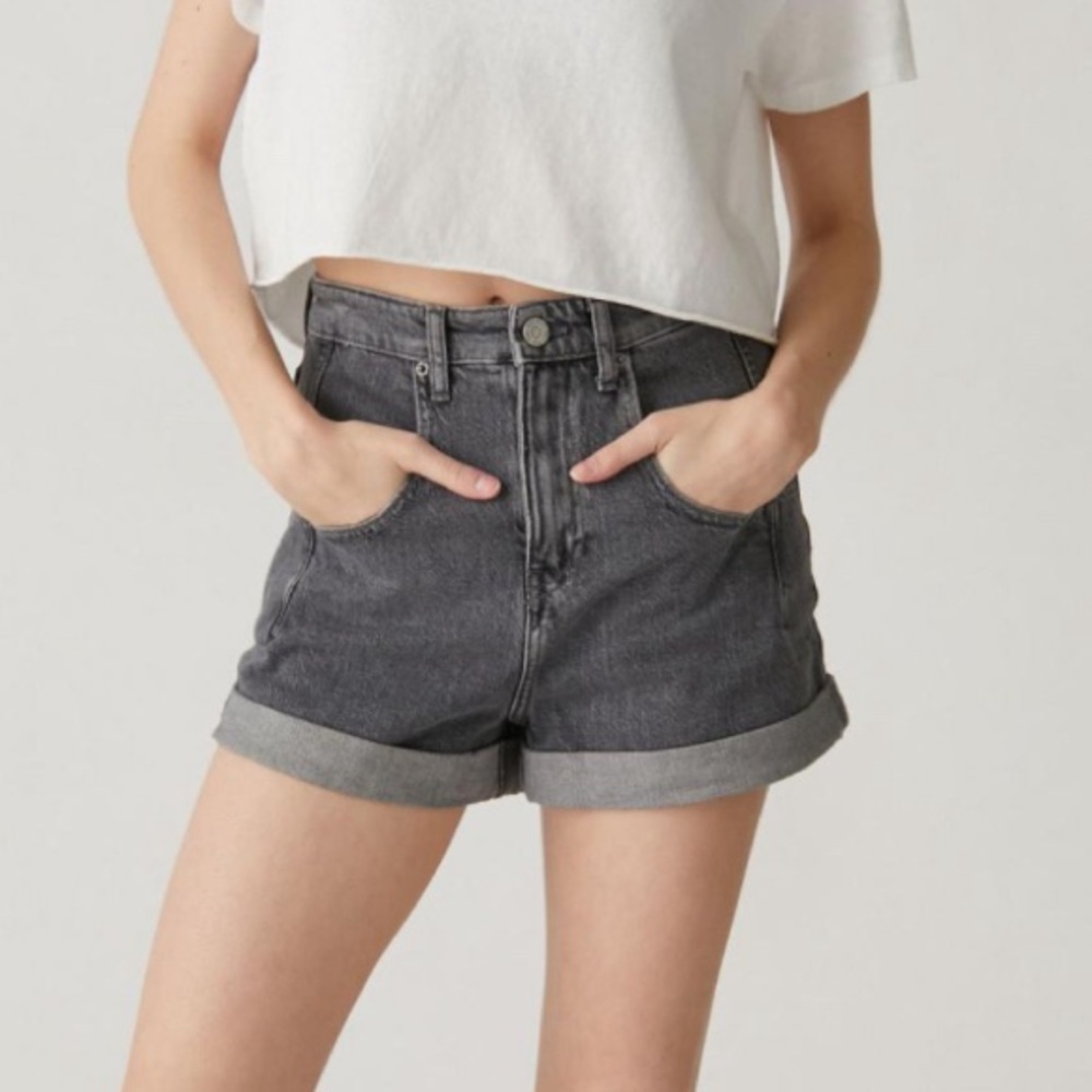 UO BDG Women’s Carrie Shorts High Rise Grey Size 29